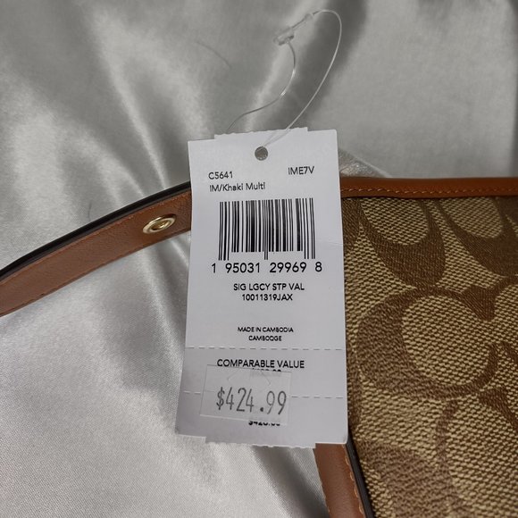 Coach Val Duffle in Signature Canvas with Stripe - Picture 3 of 3